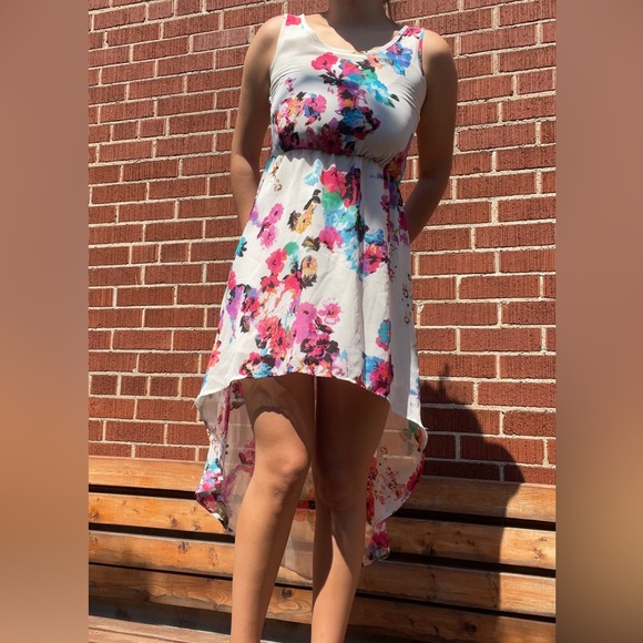 Floral High Low Flowy Dress - Picture 4 of 5
